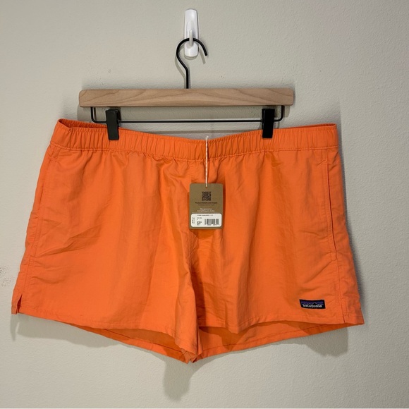 Patagonia Pants - Patagonia Barely Baggies Shorts – Women’s XL – Coho Coral – 2.5" Inseam – NWT
